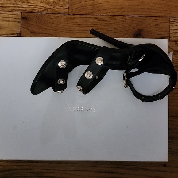 Versace Sandals - Picture 3 of 4